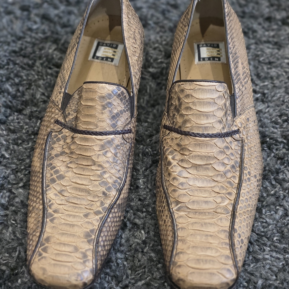Stylish Python Pattern Loafers for Men - image 9